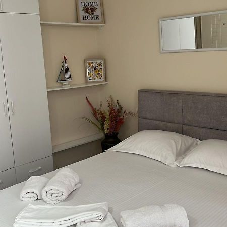 Urban Retreat Apartments Tiranë Luaran gambar