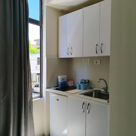 Urban Retreat Apartments Tiranë Luaran gambar