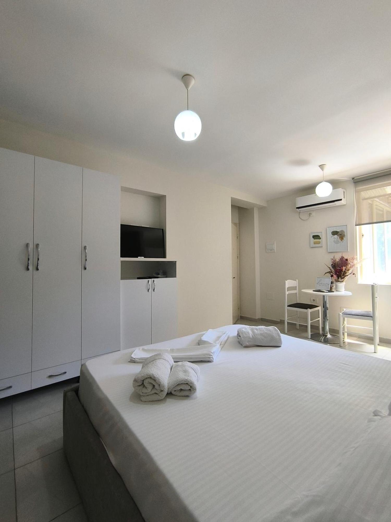 Urban Retreat Apartments Tiranë Luaran gambar
